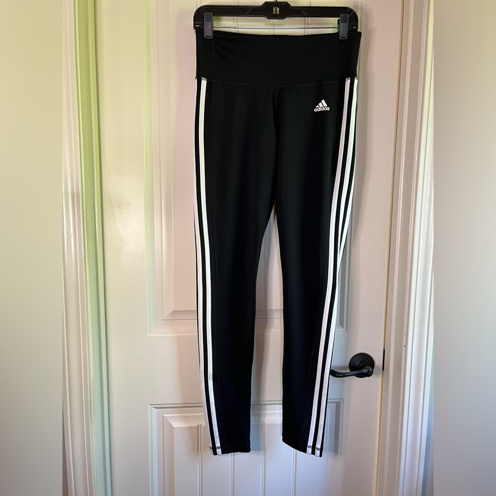 Adidas Women’s Medium Climalite Leggings.